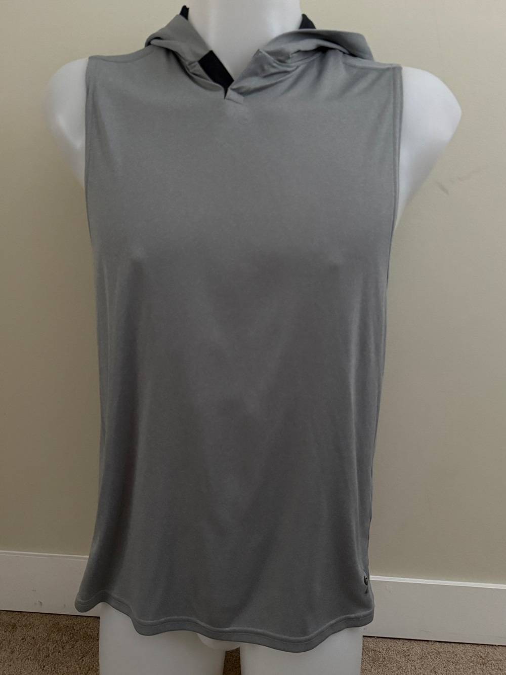 Under Armour Men's Sleeveless Hooded Tank Top in Light Gray